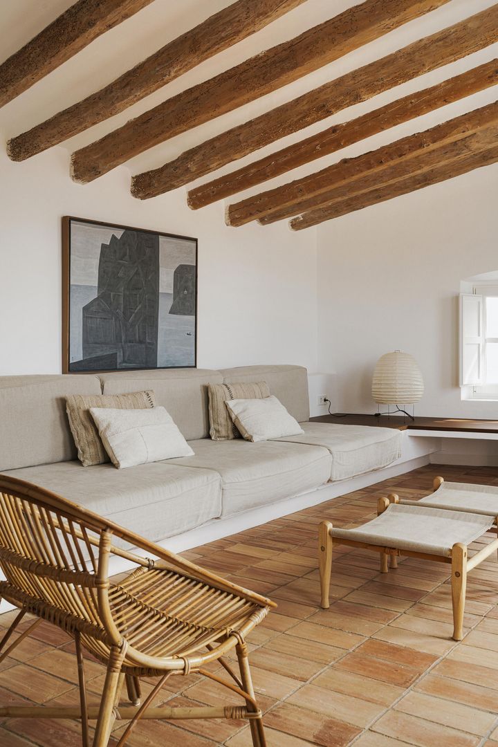 Dom Rybaka w Cadaqués, Hiszpania. Autorzy projektu: Bea Portabella i Jordi Pagès