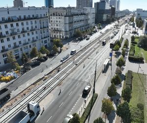 Wielki powrót tramwajów na Marszałkowską. Pojadą po zielonym dywanie