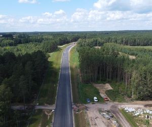 Trwa budowa najważniejszej obwodnicy w woj. podlaskim. Estakada nad Biebrzą robi wrażenie!