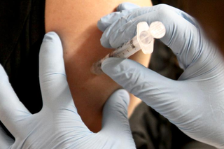 Bezpłatne szczepienia przeciw grypie: bez kłucia i bez igieł! 