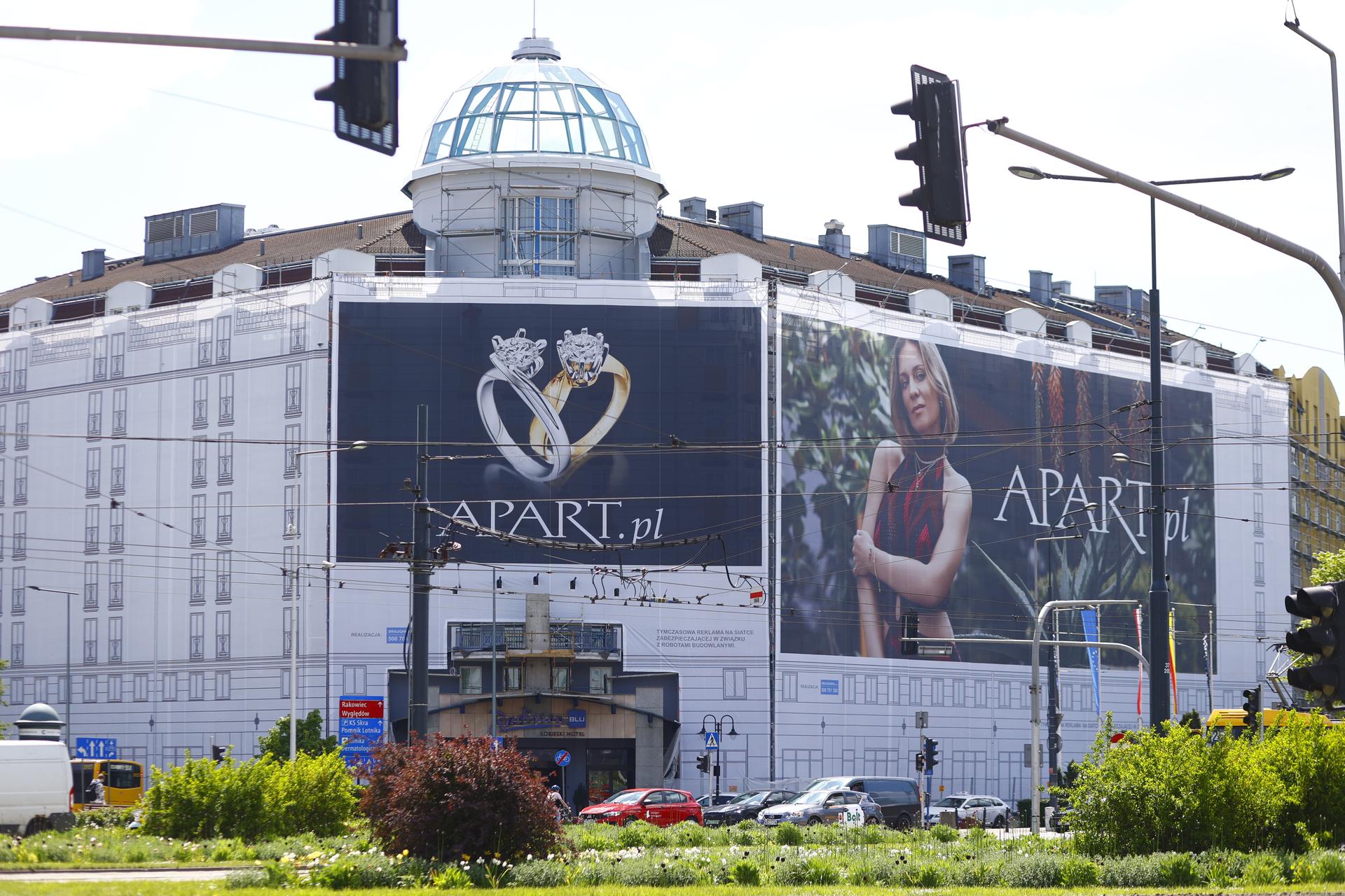 Hotel Jan III Sobieski w Warszawie podczas modernizacji, maj 2023