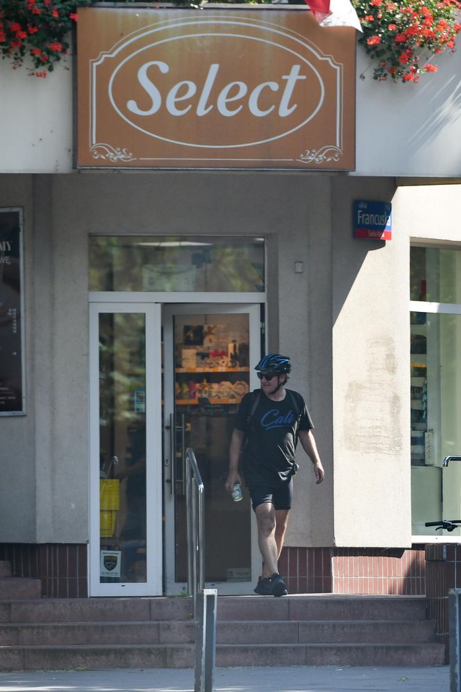 Robert Więckiewicz na rowerze