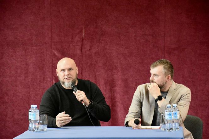 Dominik Dąbrowski spotkał się z młodzieżą III LO w Grudziądzu cz. I