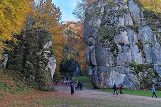 To najpiękniejsza atrakcja w sąsiedztwie Krakowa według AI. Turyści są zachwyceni tym miejscem!