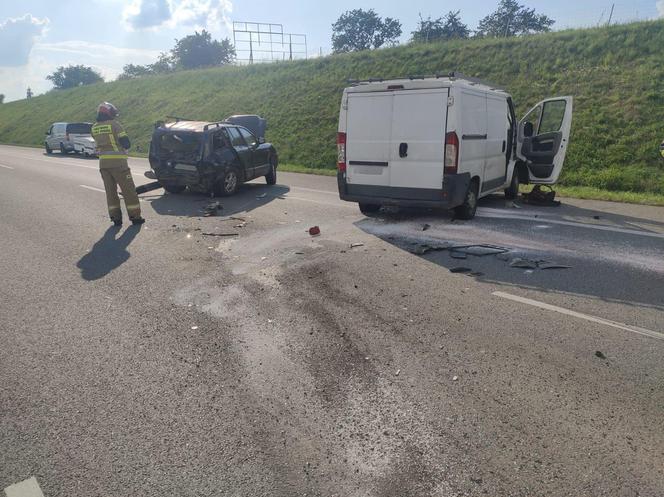 Wypadek na autostradzie A4 w powiecie strzeleckim