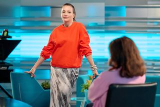 Na Wspólnej odc. 3926: Marta (Joanna Jabłczyńska), Judyta Bradecka (Anna Dereszowska) 