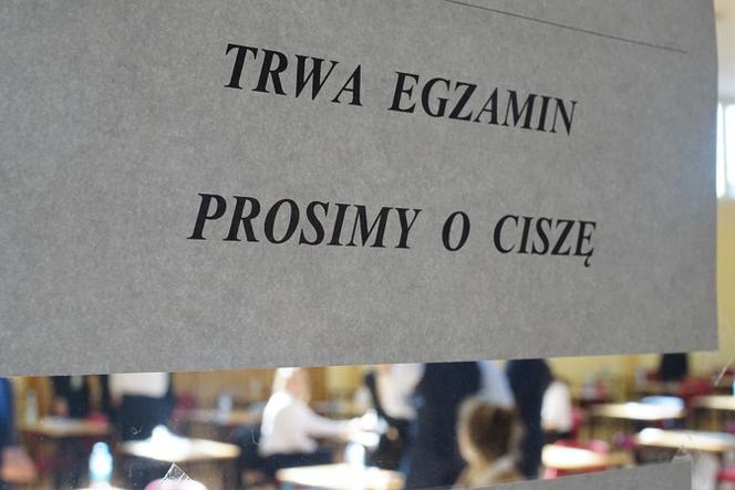 Egzamin ósmoklasisty: jak będzie wyglądał z angielskiego, polskiego i matematyki? 