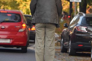 Olga Bołądź na hulajnodze