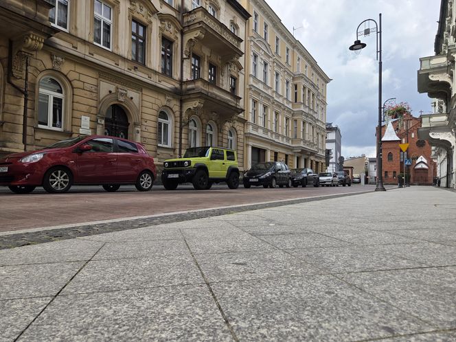 Tak wygląda jedna z najbardziej eleganckich ulic w Bydgoszczy. Zapraszamy na spacer po ul. Cieszkowskiego