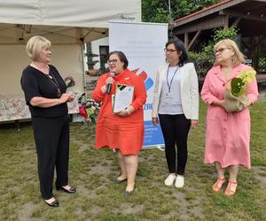 W uroczystości z okazji 10-lecia Szansy w Siedlcach wzięli udział przedstawiciele różnych lokalnych organizacji pomocowych