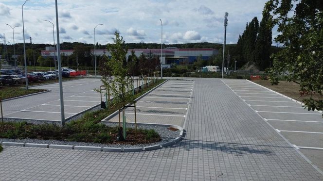Nowy parking przy pętli Turkusowa