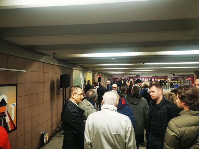 30 lat metra w Warszawie. Odsłonięcie mozaiki