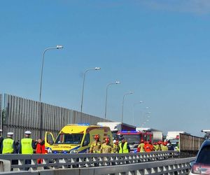 Śmiertelny wypadek na autostradzie A4 w Zabrzu. Droga jest zupełnie zablokowana