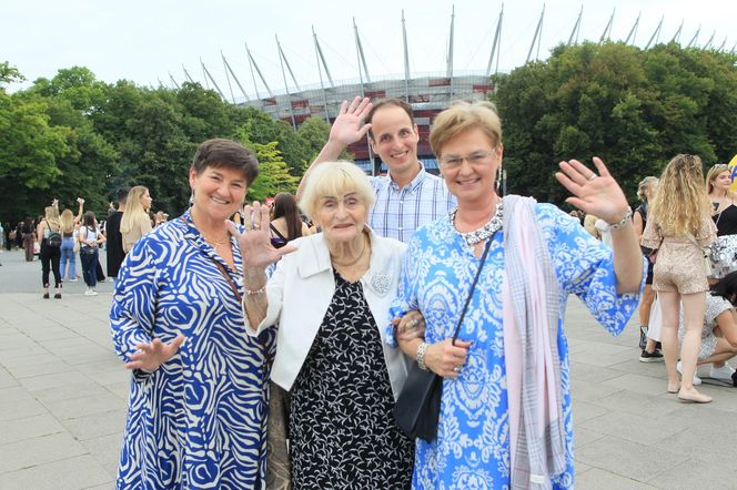 Warszawa. Jennifer Lopez po raz drugi w Polsce. Tłumy na Stadionie PGE Narodowym [ZDJĘCIA]