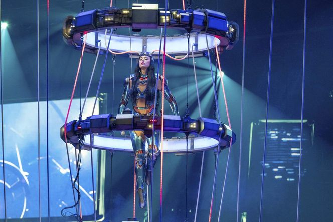 Miłość byłego premiera i piosenkarki kwitnie! Ujawniono sekrety związku