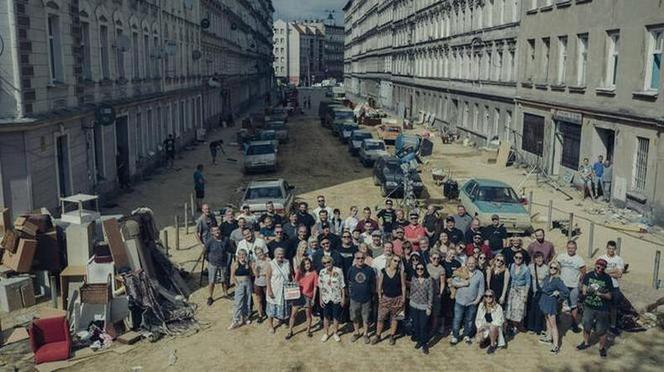 Serial "Wielka Woda" bardzo dobrze oceniony przez widzów! Zobacz, jak powstawały sceny we Wrocławiu [ZDJĘCIA]