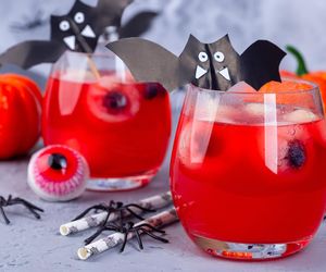 Bezalkoholowy drink na Halloween. Zachwyć wszystkich gości