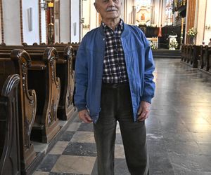 Warszawa żegna papieża Franciszka. Poruszające wpisy w Archikatedrze 