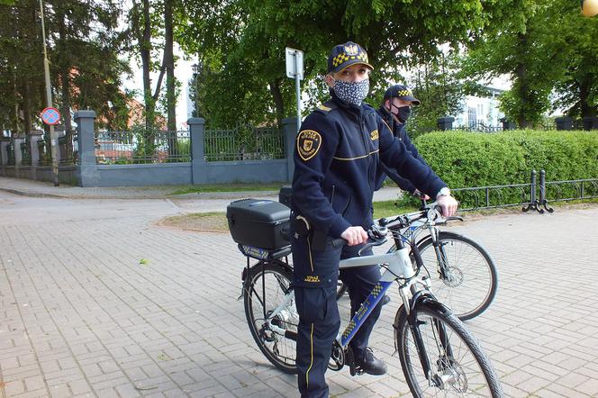 Strażnicy miejscy przesiedli się na rowery [FOTO]