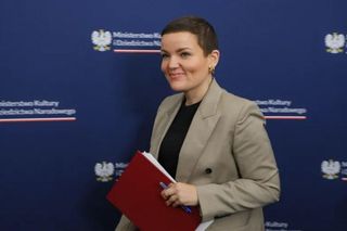 Pamiątki po ofiarach obozów koncentracyjnych miały trafić na aukcję w Niemczech. Interweniuje ministra kultury 