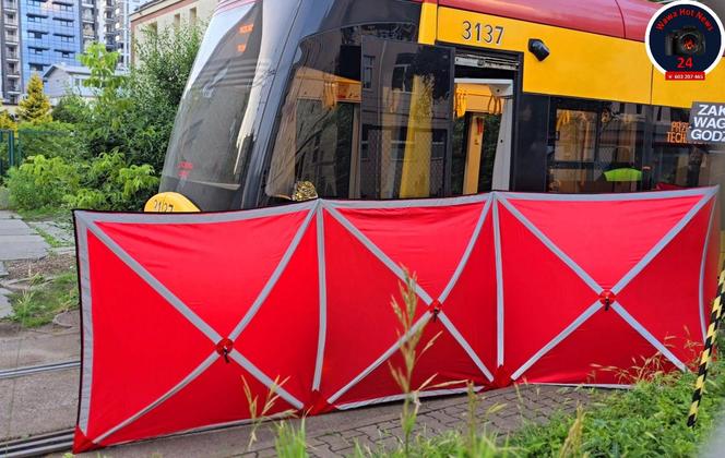 Tajemnicza śmierć pasażera tramwaju. Motornicza myślała, że śpi