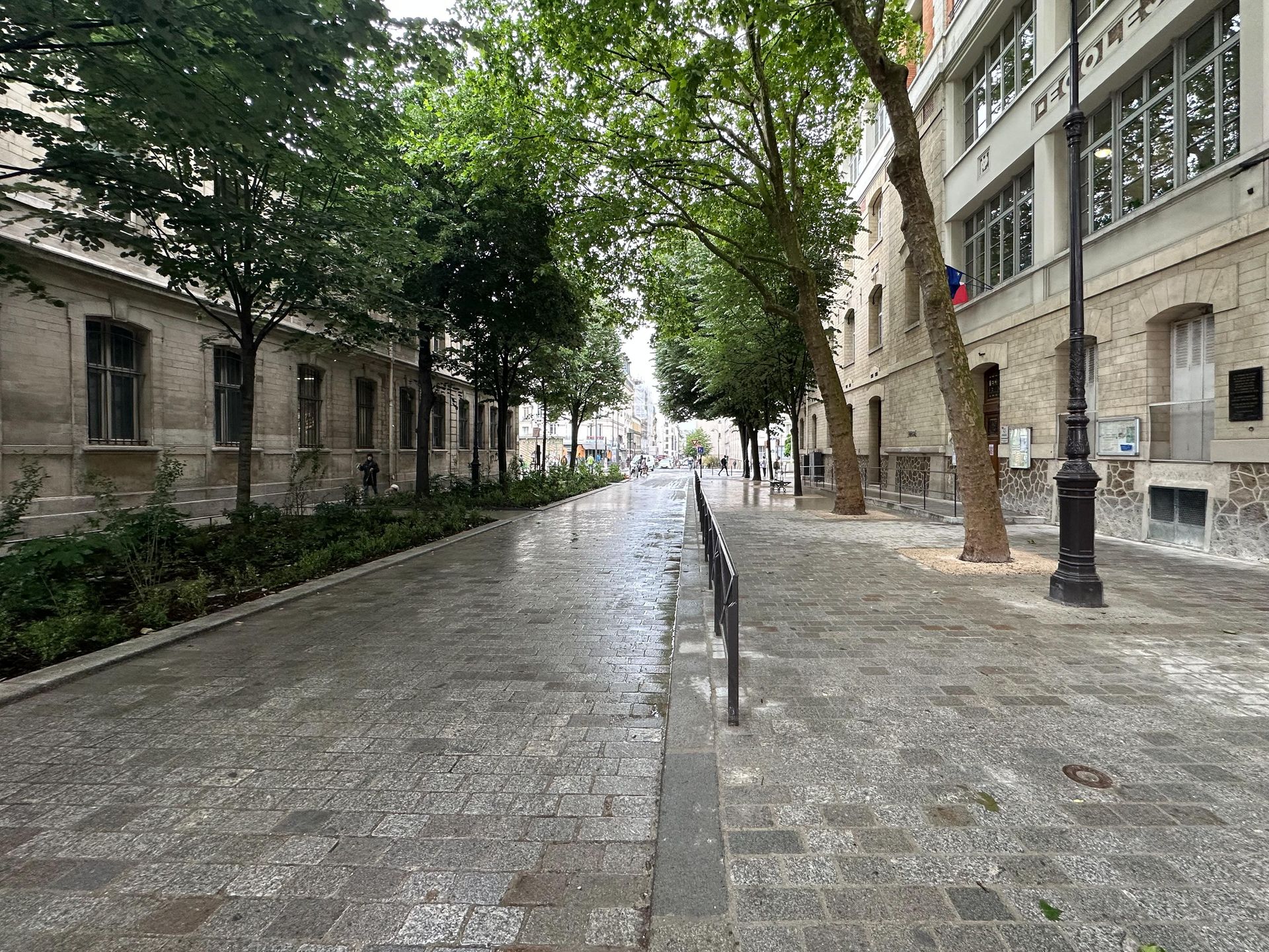 Szkolne ulice w Paryżu