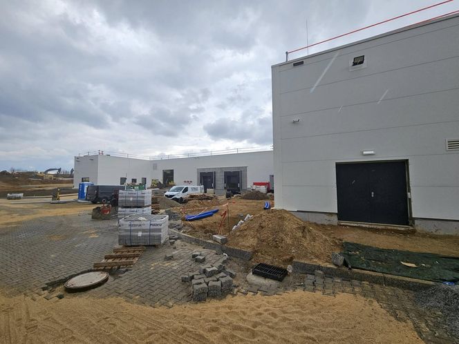 Czeladź. Światowy gigant z branży elektronicznej buduje w Polsce zakład. Prawie 300 osób znajdzie pracę [ZDJĘCIA].