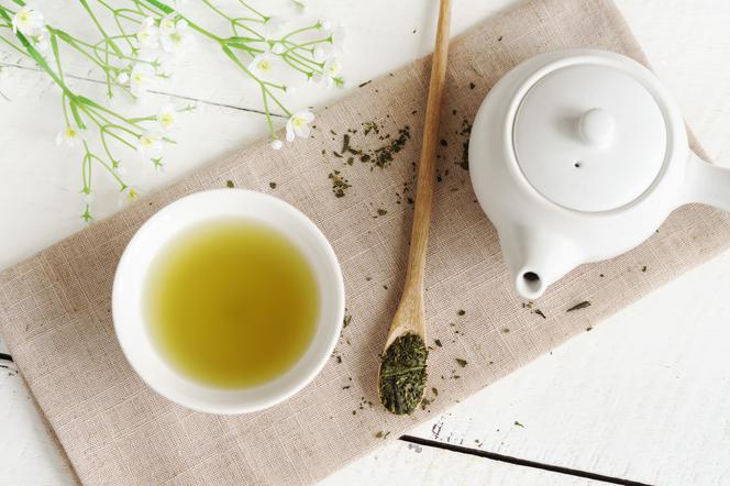 Zielona herbata dla dziecka – podawać czy nie?