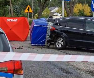 Śmiertelny wypadek pod Otwockiem. Motocyklista wjechał w przyczepkę samochodową. Zginął na miejscu