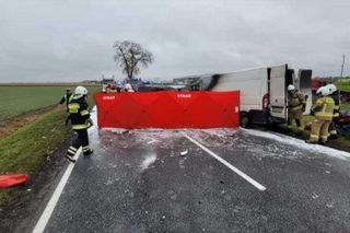 Tragiczny wypadek w Lubaszczu na DK10. Dwie osoby nie żyją