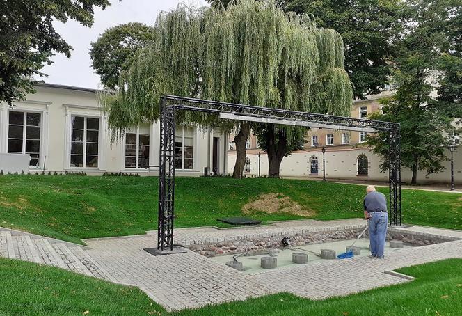 Gorzów: Wodne projekcje, oświetlenie i rośliny. Teatralny park w nowej odsłonie [FOTO]