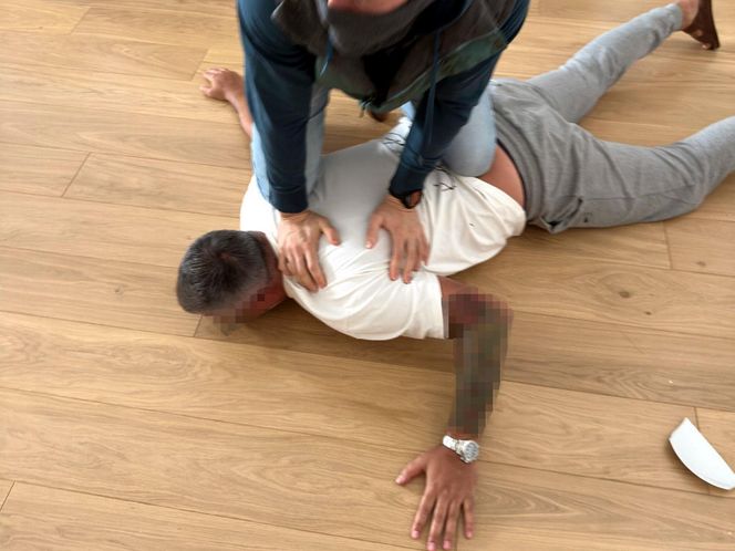 Niemieccy policjanci rozbili gang oszustów z Warszawy. Straty seniorów sięgają fortuny