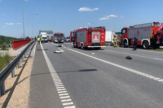 Tragedia na A1. Kierowca busa najechał na TIRa. Zginął na miejscu