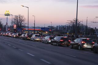 Utrudnienia w ruchu na rogu Połczyńskiej i Powstańców Śląskich