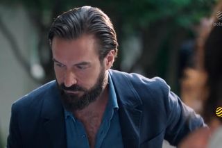 Przyjaciółki, 24 sezon, odc. 281. Borys (Piotr Stramowski), Dorotka (Agnieszka Sienkiewicz-Gauer)