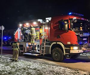 Szesnastolatek ciągnięty przez tramwaj. Chwilę wcześniej przechodził na czerwonym świetle. Cudem uniknął śmiercit