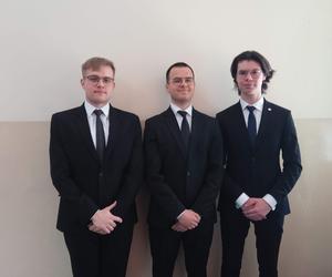 Matura 2023 z języka polskiego w II LO w Poznaniu