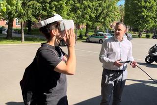 Lekcja obserwacji dronem za pomocą gogli VR