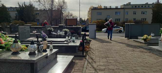 Przygotowania do Wszystkich Świętych Zamość