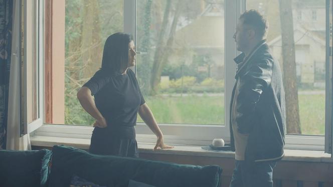 M jak miłość, odc. 1742: Kinga (Katarzyna Cichopek), Wiesiek (Marcin Zarzeczny)