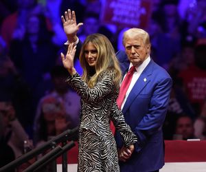 Ona była modelką, a on zagrał w filmie Kevin samym w Nowym Jorku. Historia miłości Donalda i Melanii Trump