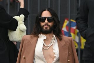 Kolejna kobieta oskarża Jareda Leto o niewłaściwe zachowanie. Pojawił się wymowny filmik na TikToku