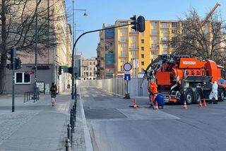 Przedsiębiorcy z ul. Sienkiewicza odcięci od świata. Co na to CPK?