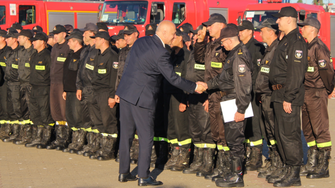 Polscy strażacy wrócili z akcji gaszenia pożarów w Szwecji