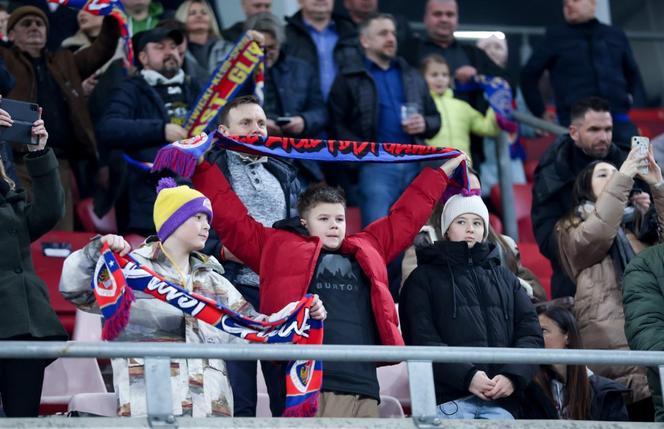 Piast Gliwice - Górnik Zabrze. Pół tysiąca fanów w meczu 20. kolejki PKO Ekstraklasy