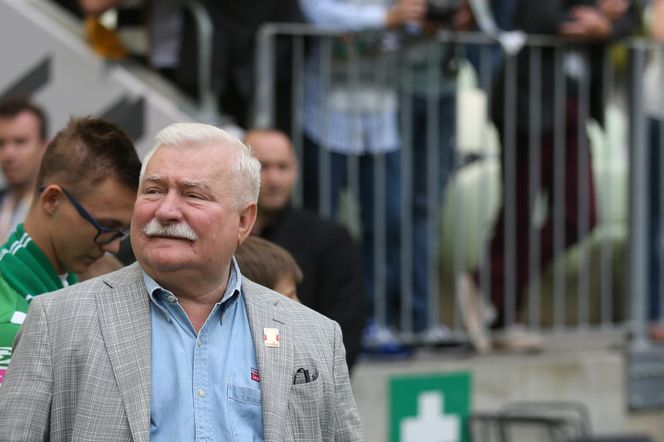 Politycy fani Lechii Gdańsk: Tusk, Wałęsa, Nawrocki, Kurski