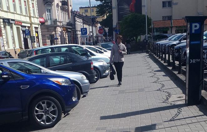 Rzeszowianie już nie chcą chodzić w maseczkach