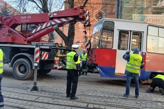 Po kolejnym wykolejeniu tramwaju w centrum Bydgoszczy pytamy drogowców, czy tory są złe. Planujemy działania mające poprawić bezpieczeństwo