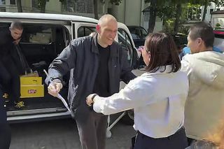 Łukaszenka uwolnił męża Cichanouskiej! Siedział pięć lat