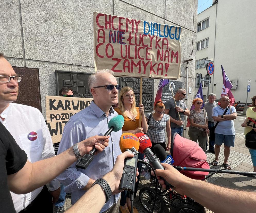 Protestowali przed urzędem miasta w Gdyni. Szczurek, oddaj za paliwo!